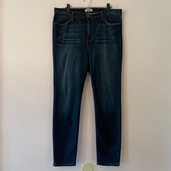 Judy Blue Dark Wash Relaxed Fit Jeans Skinny Straight Preppy Women's size 3XL - Picture 1 of 11